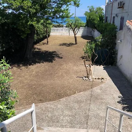 Corigliano-rossano بيت للعطل